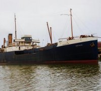 12)SUPPLY SHIP REKUM